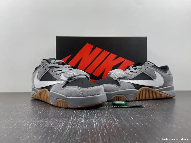 Reps LUCY X CHECK JORDAN FZ8117-001 THE CUT TRAVIS SCOTT 0501